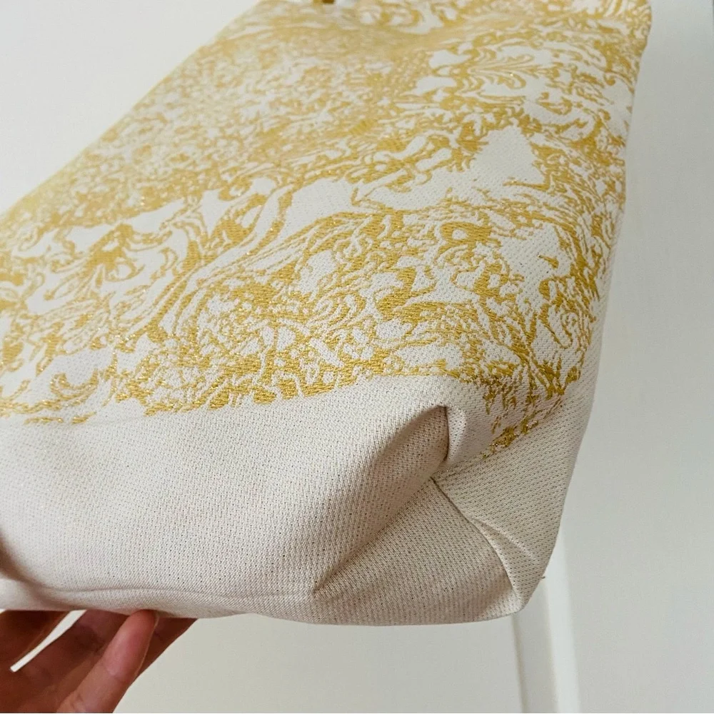 New Christian Dior Made in Italy Gold Metallic Cream Festive Travel Tote Bag - Picture 9 of 14